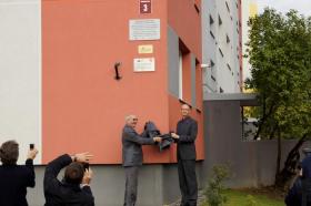 SIA «Jelgavas nekustamā īpašuma pārvalde» (JNĪP) veikumu novērtē vācu eksperti – Helmaņa iela 3 iegūst Vācu būvtehnoloģiju labās prakses titulu 